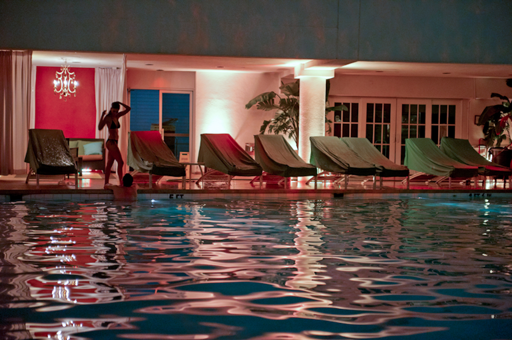 robert_whitman_good_life_ii_pool_2